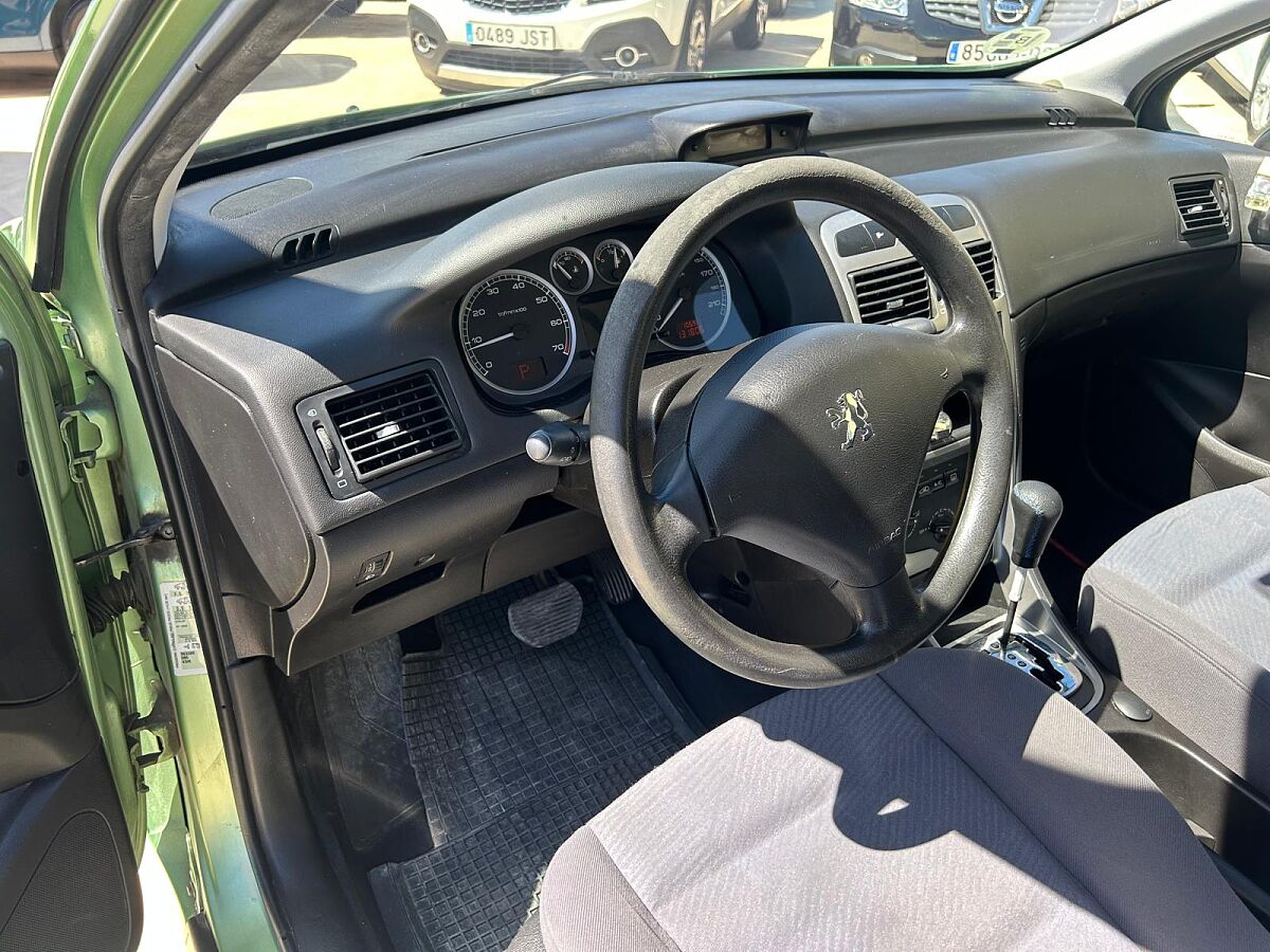 PEUGEOT 307 1.6 AUTOMATIC SPANISH LHD IN SPAIN 81000 MILES SUPERB 2003